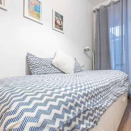 Escapada Y Vacaciones En El Barrio De La Viña-cádiz