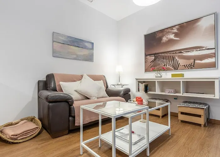 Escapada Y Vacaciones En El Barrio De La Viña-cádiz *