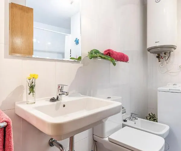 Escapada Y Vacaciones En El Barrio De La Viña-cádiz