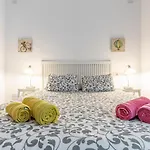 Escapada Y Vacaciones En El Barrio De La Vina-cadiz