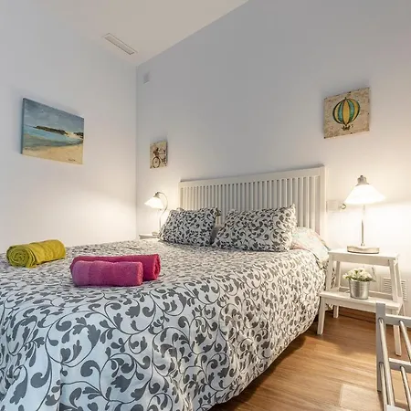 Escapada Y Vacaciones En El Barrio De La Viña-cádiz *