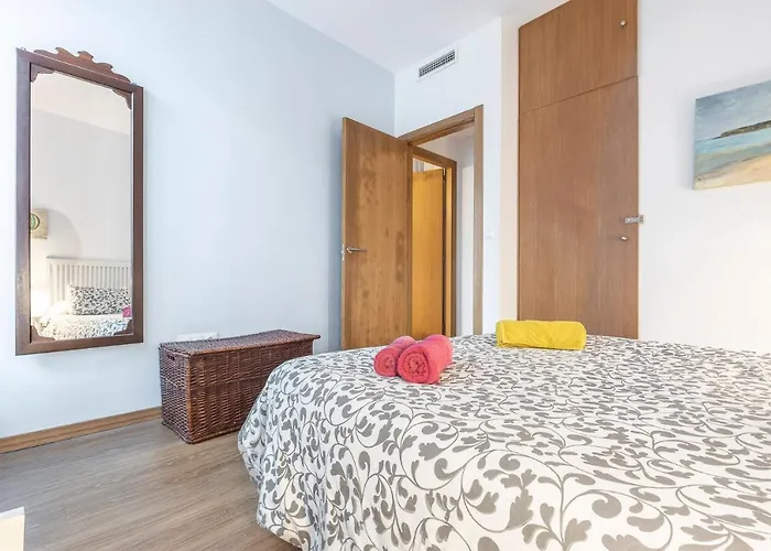 Escapada Y Vacaciones En El Barrio De La Vina-cadiz * كاديز