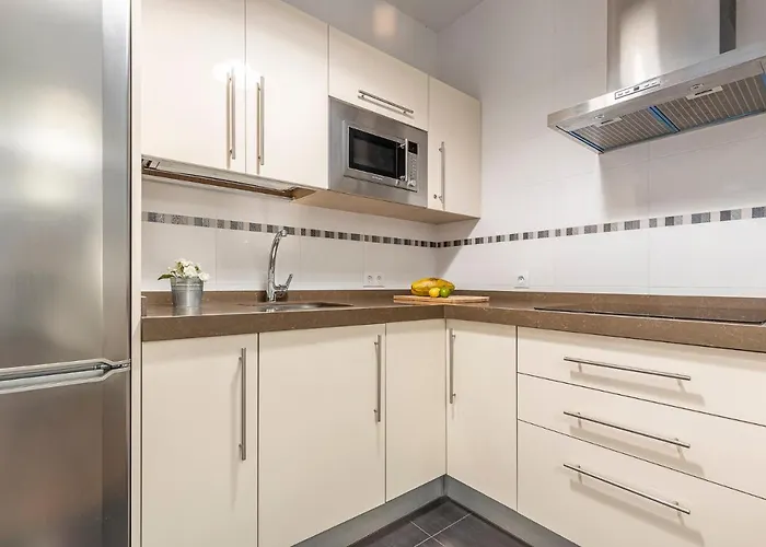 Escapada Y Vacaciones En El Barrio De La Vina-cadiz كاديز